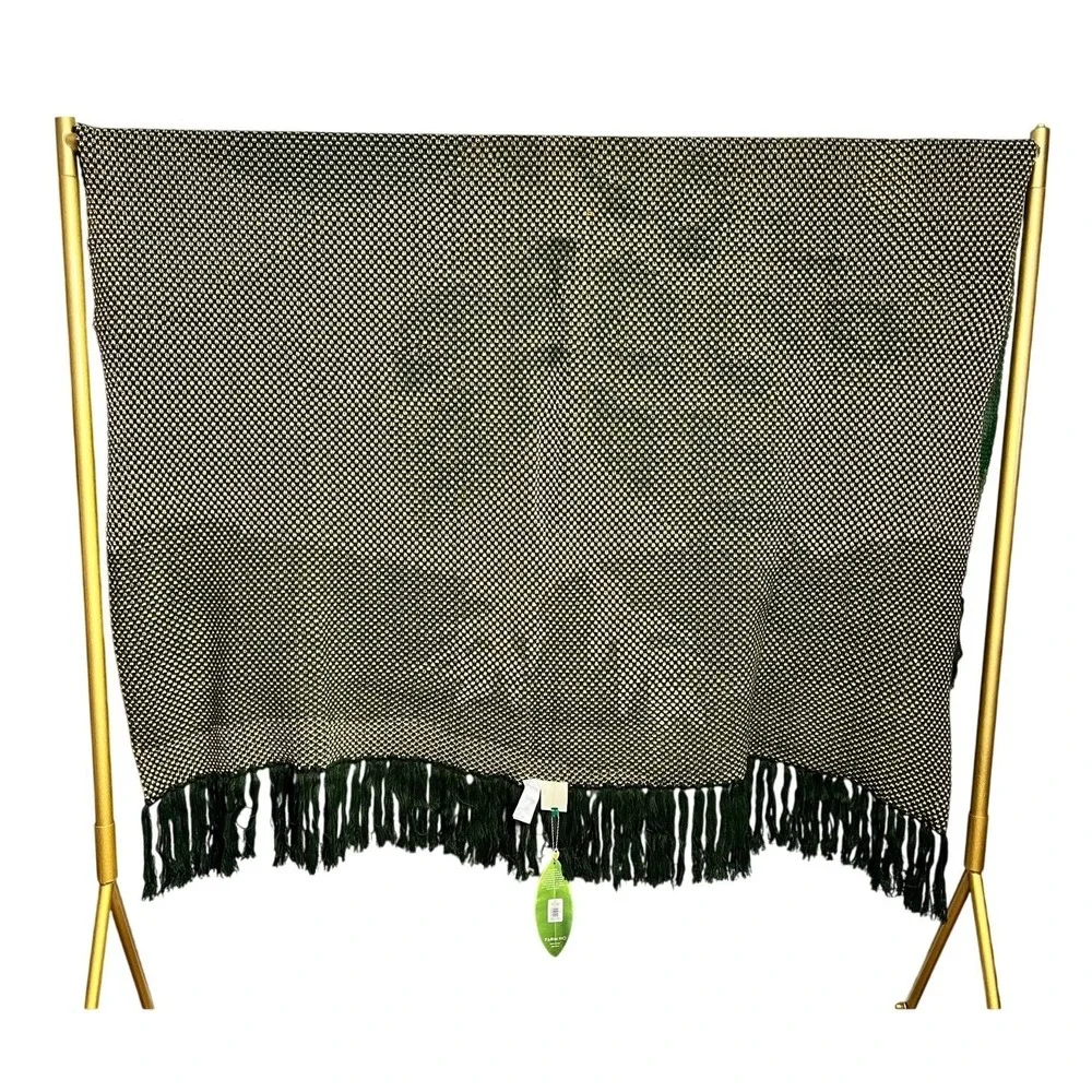 NWT Farm Rio Oh So Cozy Brazil Toucan Blanket 60 x 80 Red Green Acrylic Fringe